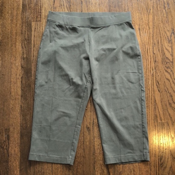 Lands’ End Olive Comfy Thick Waistband Stretch Capri Joggers - Picture 2 of 4